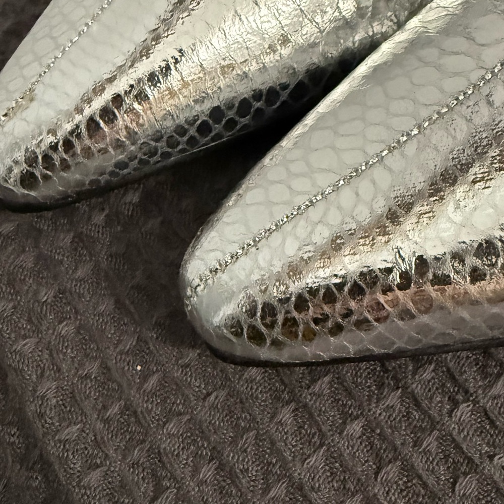 Metallic Silver Snake-Embossed Knee-High Boots Women’s 8 - Picture 8 of 14